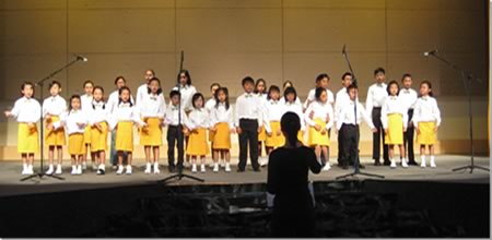 Guest choir at Lisbon Chamber Choir performance